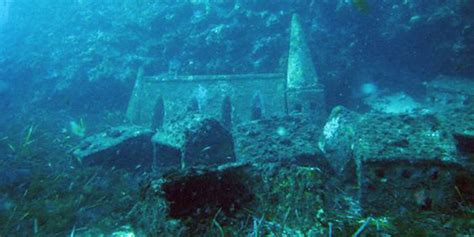 The mystery of the treasure in the missing ancient ghost ship no one ...