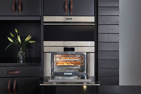 Steam Ovens - Built In Convection Steam Oven | Wolf Appliances