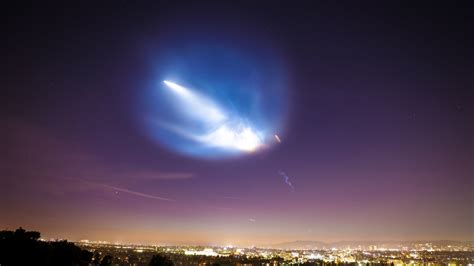 'Definitely Not Aliens': These Photos of SpaceX's Night Rocket Launch ...