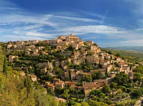 Tourism in Gordes: visit Gordes, sentinel village facing the Luberon | Avignon et Provence