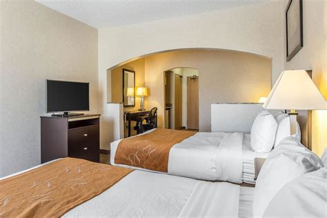 Comfort Suites Summit County Dillon, Colorado, US - Reservations.com