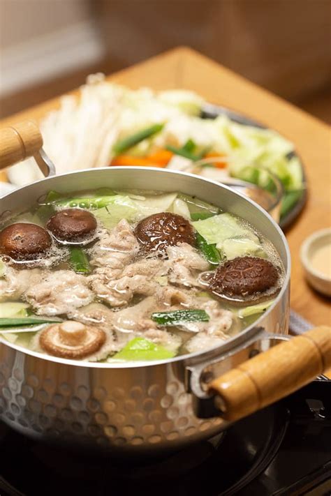 Easy Chinese Shabu Shabu Recipe 2023 - AtOnce