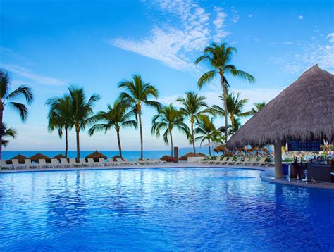 10 Best All-Inclusive Resorts in Puerto Vallarta for Families (2023)