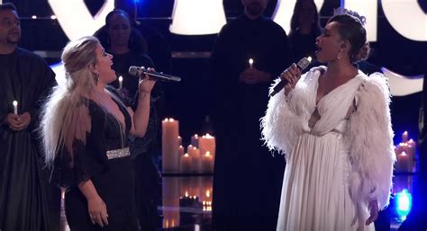 Kelly Clarkson and Jennifer Hudson Stun With Beautiful ‘O Holy Night ...