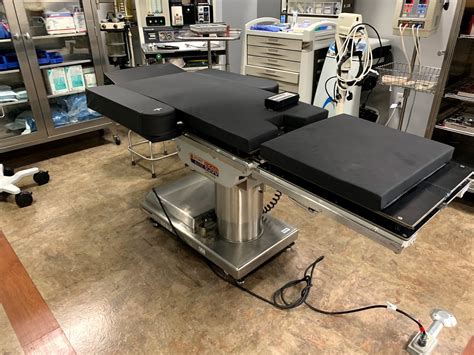 Skytron 6500 Elite OR Surgical Table | Used Hospital Medical Equipment