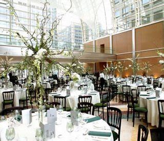 CanaryWharfLondon: Canary Wharf London-restaurants.