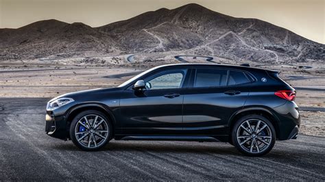 2019 BMW X2 M35i is a 302-horsepower hot hatch alternative