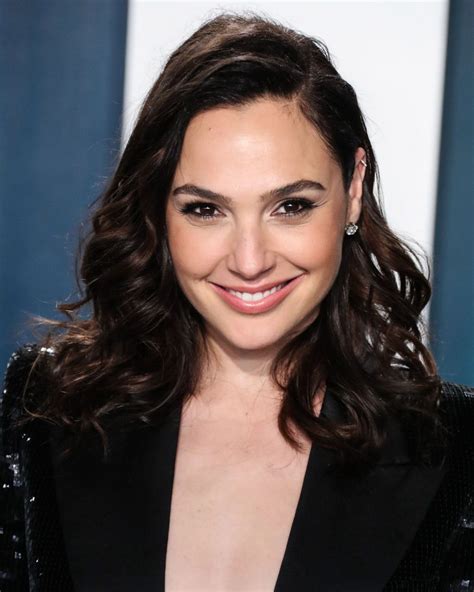 Skydance Media Sets Gal Gadot To Star In Heart Of Stone Original Spy Franchise In Mold Of ...