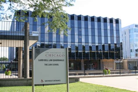 Laird Bell Law Quadrangle at the University of Chicago Law School no ...