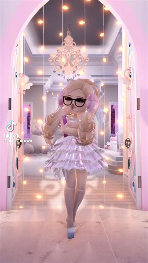 Royale high dorm inspo | Royal outfits, Dorm hacks, Fashion outfits