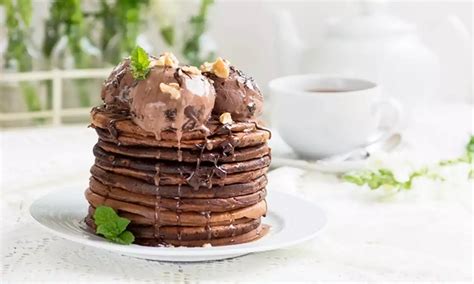 Ice Cream Chocolate Pancakes Recipe | Dr. Oetker