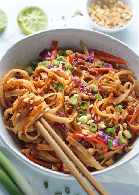 Creamy Pad Thai Noodles - It's All Good Vegan | Recipe | Pad thai, Pad ...