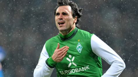 Hugo Almeida schießt Werder Bremen ins DFB-Pokal-Halbfinale | Fußball