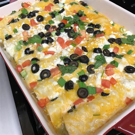 Chicken Enchiladas Casserole | Chicken enchilada casserole, Food, Recipes