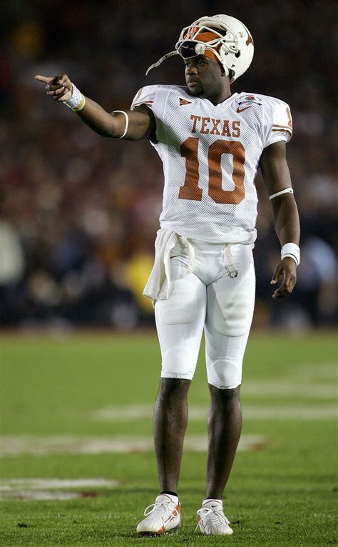 College Football: The All-Time 50 Greatest Texas Longhorns | Texas football, Texas longhorns ...