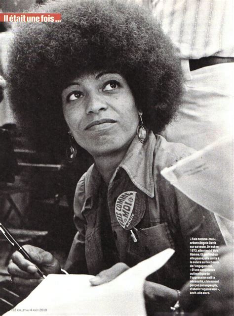 Angela Davis Angela Davis, Women In History, Black History, Afro, Rebel ...