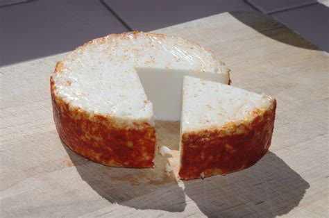 Conoce el queso Cotija, una joya gastronómica de Michoacán