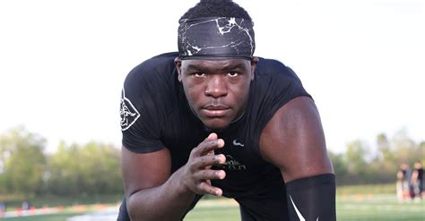 4-star DT Jordan Davis turns down offer from College Football Playoff contender Miami in ...