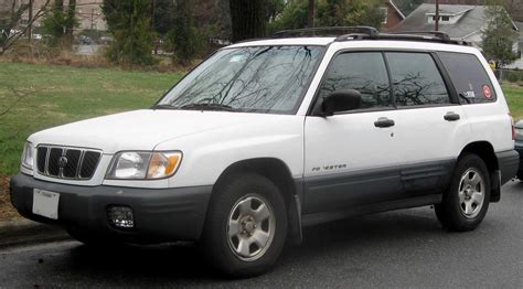 File:01-02 Subaru Forester.jpg - Wikipedia