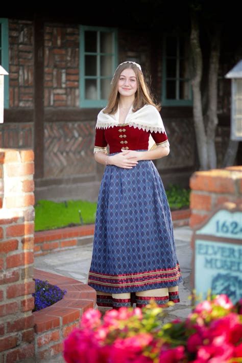 Santa Ynez Valley News: Gillian Nielsen named 2019 Solvang Danish Days Maid, becomes first ...