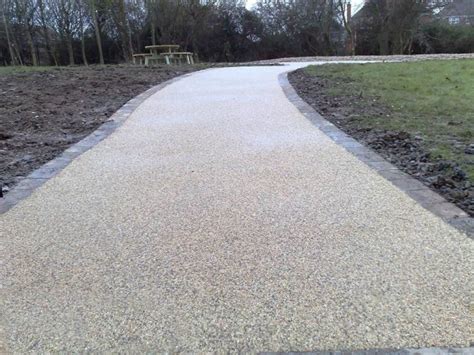 Tar and Chipping Driveways Limerick, Tar and Chip Driveway Installations