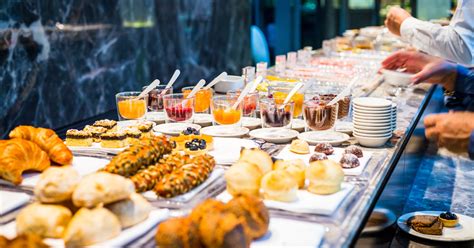 Best practices for reintroducing the breakfast buffet and other self ...