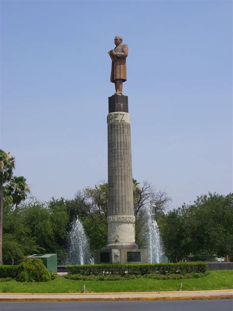 Benito Juárez statue | North end of Av. Reforma in Nuevo Lar… | Chris Lawrence | Flickr