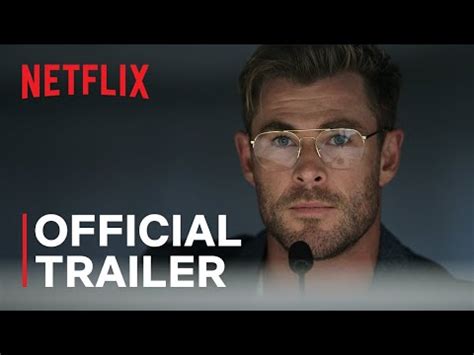 Spiderhead | Chris Hemsworth | Official Trailer | Netflix - YouTube