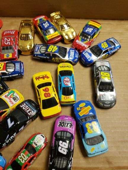 Assorted Nascar Toy Cars - Trice Auctions