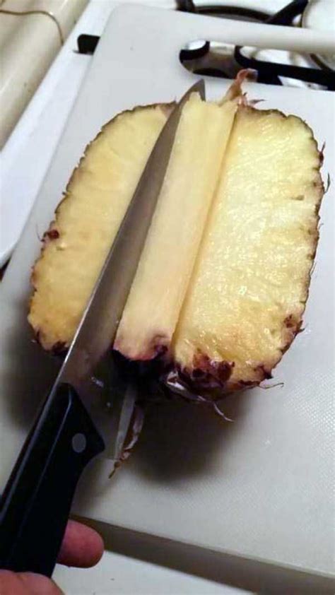 best-way-to-cut-a-pineapple (4)