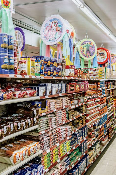 An Ode to the Supermercado – Chicago Magazine