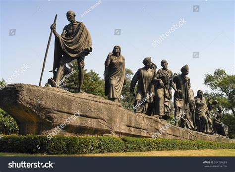 346 Mahatma Gandhi Park Statue Images, Stock Photos & Vectors ...