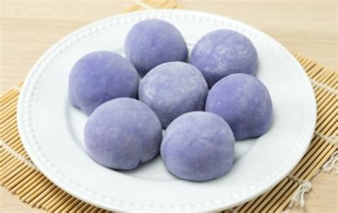 What Does Taro Mochi Taste Like? Does It Taste Good? | Americas Restaurant