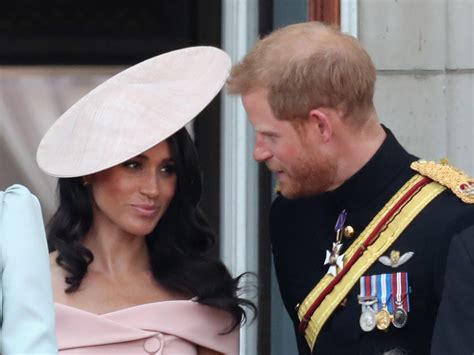 Is Meghan Markle Planning A Secret Hair Transplant For Prince Harry ...