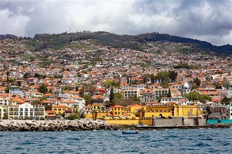 21 Amazing Things To Do in Funchal, Madeira (Ultimate Guide)