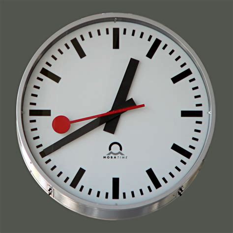 Swiss railway clock - Wikipedia