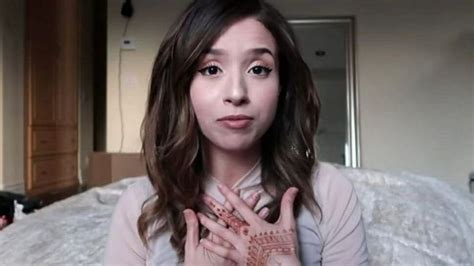 Pokimane explains why 'men have it easy' in the online streaming industry