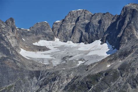 Cirque Glaciers | ... cirque glacier. On the right: a moraine remaining ...