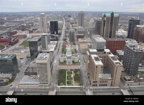 St Louis skyline viewed fro the the observation deck of the Gateway ...