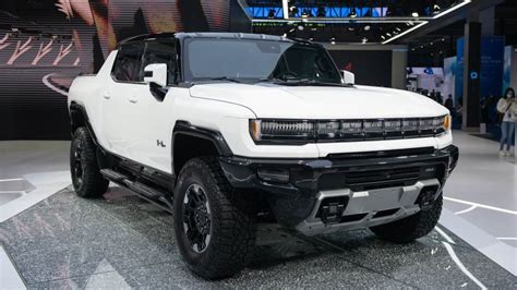 GM stops taking reservations for Hummer EV | CNN Business