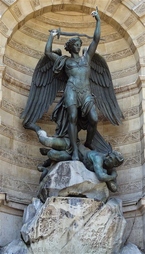 Saint Michel terrassant le Demon statue in Paris - Page 6