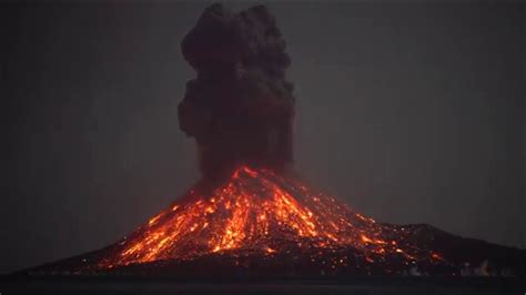 Indonesia Krakatoa Eruption 2020 11 April. - YouTube