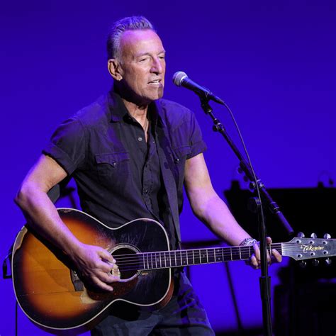 Sony buying Springsteen albums, publishing for $500 million - report (NYSE:SONY) | Seeking Alpha