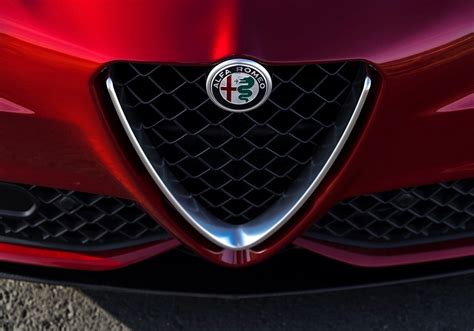 Design Review: Alfa Romeo Giulia | Article | Car Design News