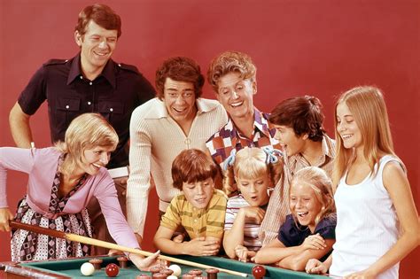 'The Brady Bunch' returns for 50th anniversary specials