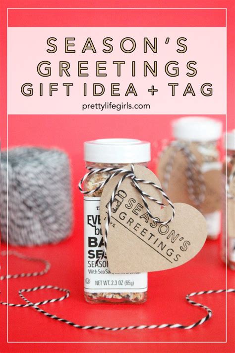 How to Make a DIY Gift Card Box for Holiday Gifts | The Pretty Life Girls