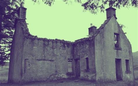 The Uncanny Luibeilt Bothy: "The House Is Evil" | Spooky Isles