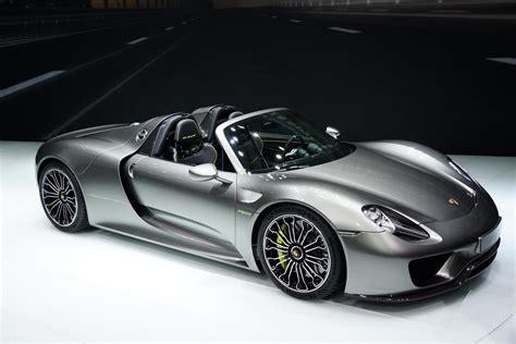 Photo PORSCHE 918 SPYDER Hybride coupé 2013 - médiatheque Motorlegend.com