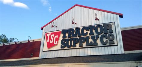 Tractor Supply Company | Tractor Supply Company, TSC, 6/2014… | Flickr