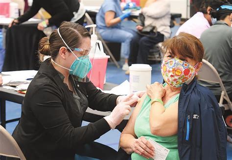 Edinburg CISD hosts COVID-19 vaccine clinic | The Advance News Journal